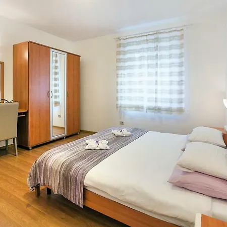 Apartment Lidija *