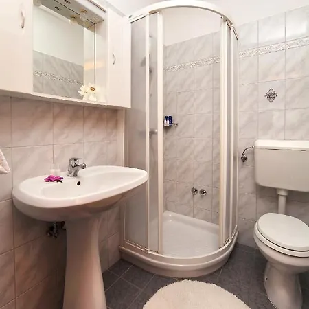 Apartment Lidija *