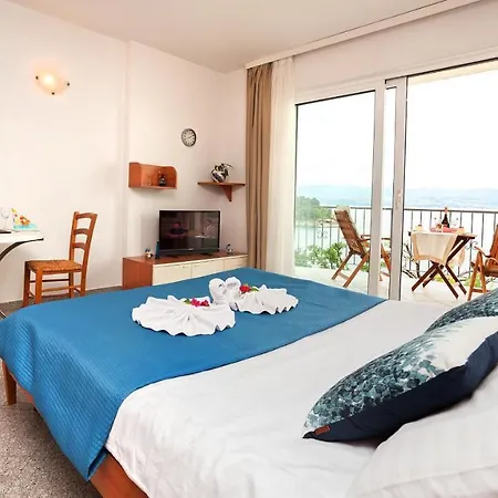 Lidija Apartment *